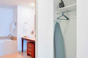 Amazing Condos at Icon Brickell With Pool