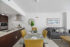Amazing Condos at Icon Brickell With Pool