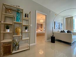 Amazing Condos at Icon Brickell With Pool