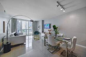 Amazing Condos at Icon Brickell With Pool
