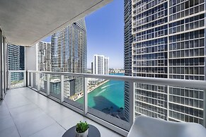 Amazing Condos at Icon Brickell With Pool