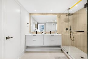 Amazing Condos at Icon Brickell With Pool