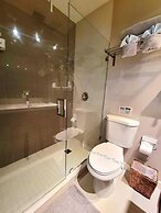 Beautiful And Comfortable Home and studios