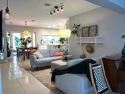 Beautiful And Comfortable Home and studios