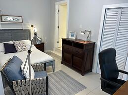 Beautiful And Comfortable Home and studios