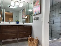 Beautiful And Comfortable Home and studios