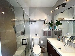 Beautiful And Comfortable Home and studios