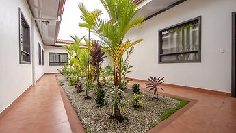 Serenity Hotel & Villas