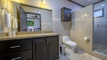 Serenity Hotel & Villas