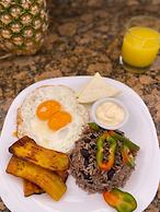 Serenity Hotel & Villas