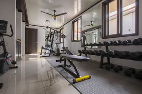 Serenity Hotel & Villas