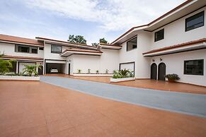 Serenity Hotel & Villas