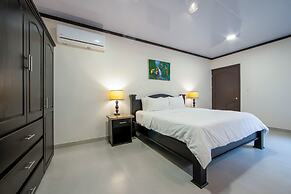 Serenity Hotel & Villas