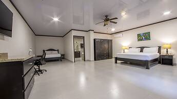 Serenity Hotel & Villas