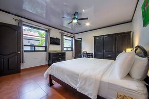 Serenity Hotel & Villas