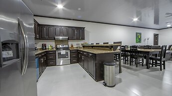 Serenity Hotel & Villas