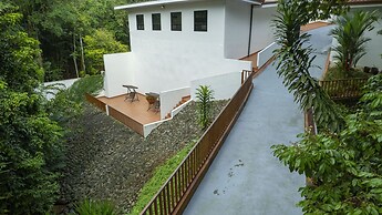 Serenity Hotel & Villas