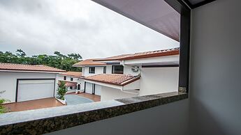 Serenity Hotel & Villas