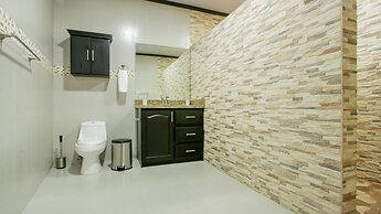 Serenity Hotel & Villas