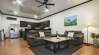 Serenity Hotel & Villas