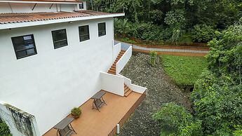 Serenity Hotel & Villas