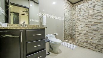 Serenity Hotel & Villas