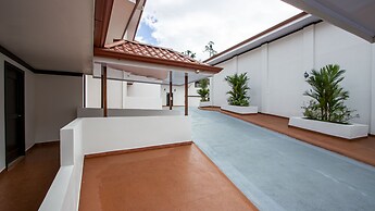 Serenity Hotel & Villas