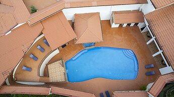 Serenity Hotel & Villas