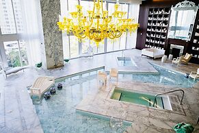 Luxurious apt At Icon W Lux Brickell