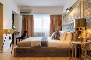 Holt - Bagheera s Den