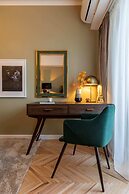 Holt - Bagheera s Den