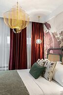 Holt - Birds of Paradise