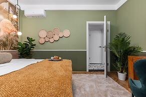 Holt - Birds of Paradise