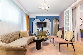 Holt - Birds of Paradise