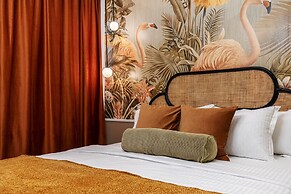 Holt - Birds of Paradise