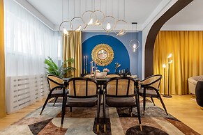 Holt - Birds of Paradise