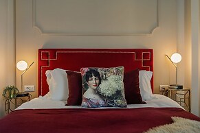 Holt - Gryffindor Tower