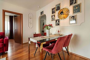 Holt - Gryffindor Tower