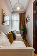 Holt - The Great Gatsby