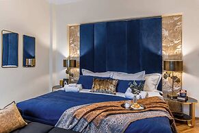 Holt - The Great Gatsby