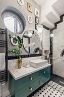 Holt - The Great Gatsby