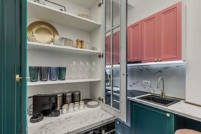 Holt - The Great Gatsby