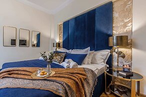 Holt - The Great Gatsby