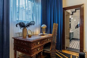 Holt - The Great Gatsby