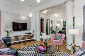 Holt - The Great Gatsby