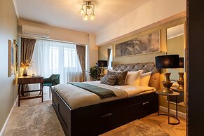 Holt - Bagheera and Mowgli