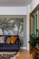 Designer Flat for 4 Heart of Bucharest Kitchen