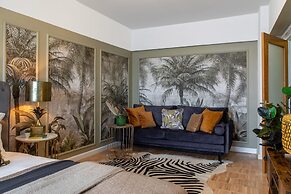 Designer Flat for 4 Heart of Bucharest Kitchen