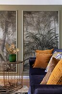 Designer Flat for 4 Heart of Bucharest Kitchen