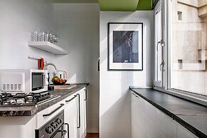 Designer Flat for 4 Heart of Bucharest Kitchen